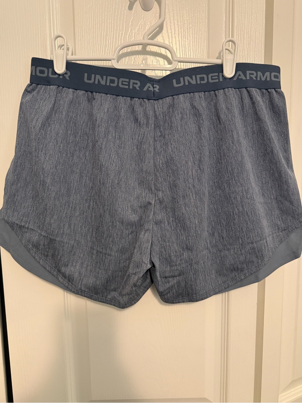 NWT Under Armour Tech Play Up Twist Shorts Large Gray